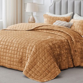 BEDELITE Velvet Quilt Set King Size - Luxury Velvet Comforter Bedding Set 3 Pieces, Soft Cozy Rusty Burnt Orange Oversized Bedspread Coverlet for All Seasons with 2 Pillow Shams