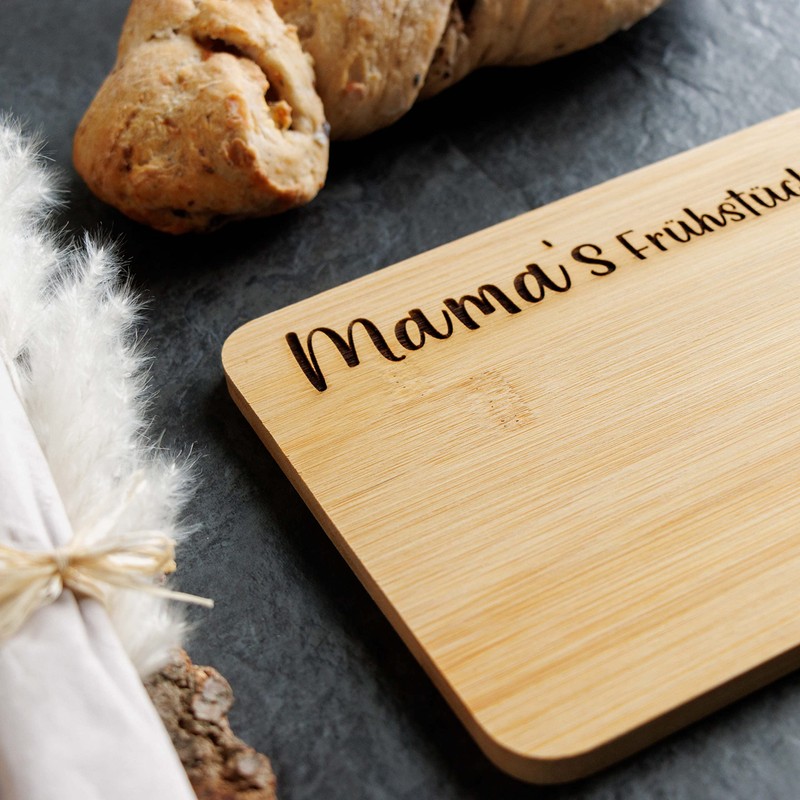 Spruchreif Bamboo Breakfast Board with Engraving for Mum, Bread Board