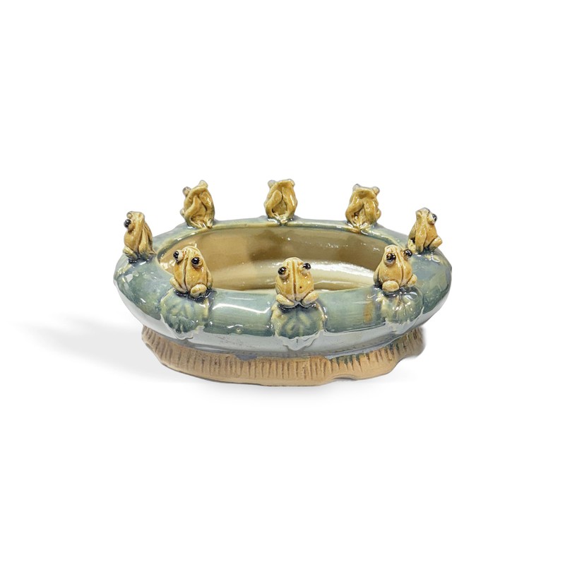 9.5" Oval Shape Reactive Glaze Pot with Big Eyed Frogs