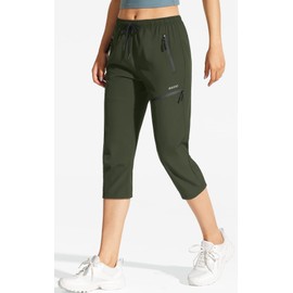 MOCOLY Women's Hiking Capris Pants Outdoor Lightweight Quick Dry Water Resistant UPF 50 Cargo Pants with Zipper Pockets Army Green M