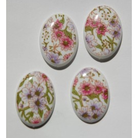 Yummy Treasures Vintage Pink and Purple Floral Plastic 25mm x 18mm Cabochon cab009A