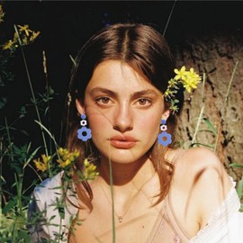 Acrylic Flower Earrings for Women,Bohemian Double Daisy Drop Earrings Elegant Resin Floral Earrings Unique Chic Petal Dangles Earrings Fashion Y2k 70s Jewelry (Blue)