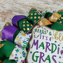 Mardi Gras Wreath, Fat Tuesday Front Door Wreath, Louisiana Decor, Mesh Mardi Gras Wreath, Indoor and Outdoor Decor, Purple, Gold, White, Green