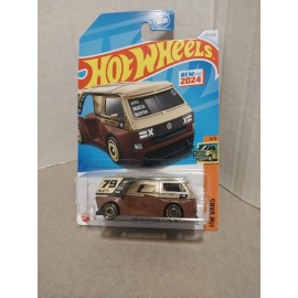 Hot Wheels 2024 HOT WHEELS BROWN VW T3 CUSTOM 4/5 HW VANS 227/250