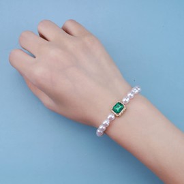 Cimenexe Bohemian Emerald Square Bracelets Vintage Pearl Bracelet Green Crystal Bracelet Hand Chain Geometric Green Rhinestone Bracelets Gold Toggle Bar Bracelet Jewelry for Women and Girls