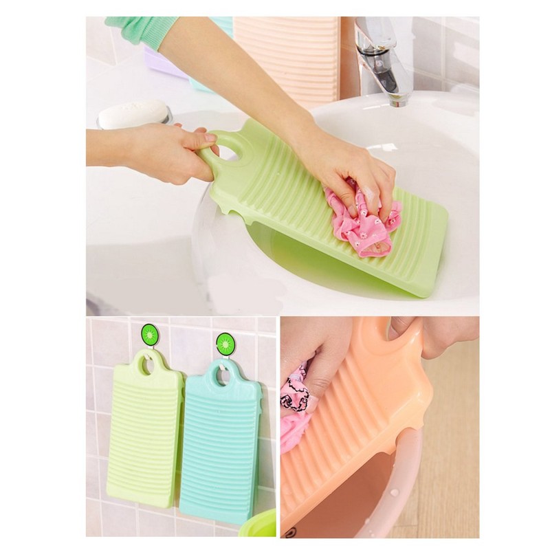 Anti Slip Hanging Washboard with Fixed Tripod Thick Plastic Washboard