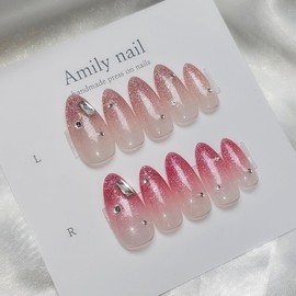 Summer reflective glitter [Handmade nail tip] Emily Nail - Short Almond / 여름 반사글리터 [수제네일팁] 에밀리네일 - 숏아몬드