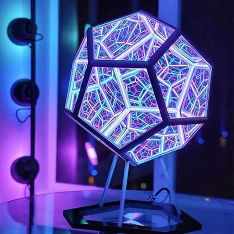 Dodecahedron Gaming Light, Cool RGBW LED Table Lamp with Stand
