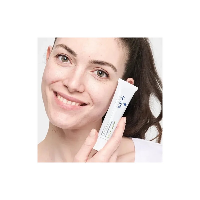 Rilastil Acnestil Attiva Crema Anti Imperfecciones Acne Momento De Aplicación