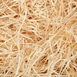 Bestlivings Wood Wool (500 g) Filling Material for Gift Baskets, Upholstery Wool, Natural, Untreated from German Forest