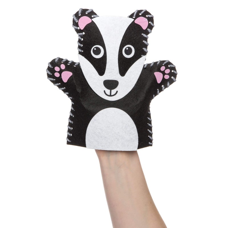 Baker Ross AR637 Woodland Animal Hand Puppet Sewing Kits (Pack