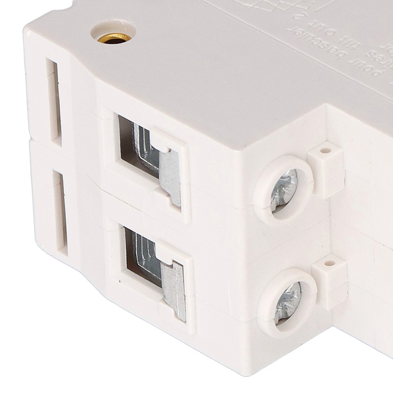 2P Photovoltaic DC Circuit Breaker High Sensitivity Overload Protection Switch
