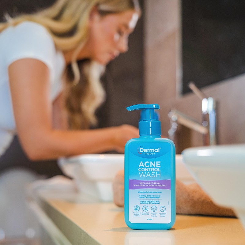 Dermal Therapy Acne Control Wash | Acne Treatment Foaming Cleanser