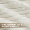 Amélie Home Fleece Queen Comforter Set Ivory, 3 Pieces Super