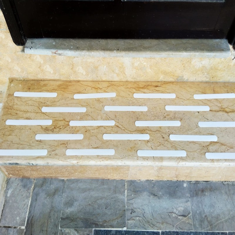 COMPAC HOME Select Safe-T-Strips, Functional Bath Appliques for Tubs &