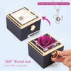 Caja giratoria de rosa real morada con collar I Love