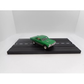 MODEL MOTORING 1967 CHEVELLE SS  BODY ONLY AURORA THUNDERJET