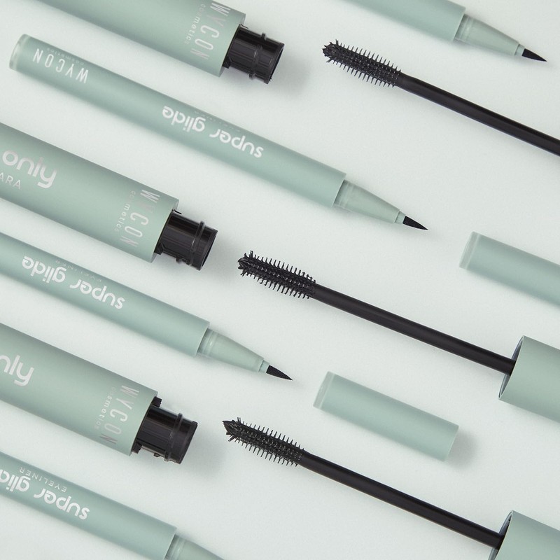 WYCON Cosmetics Super Glide Eyeliner Black Waterproof Fine Tip and