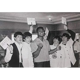 Gallerygems The Beatles Collection Meeting Cassius Clay Framed Poster 21" x 16.5"