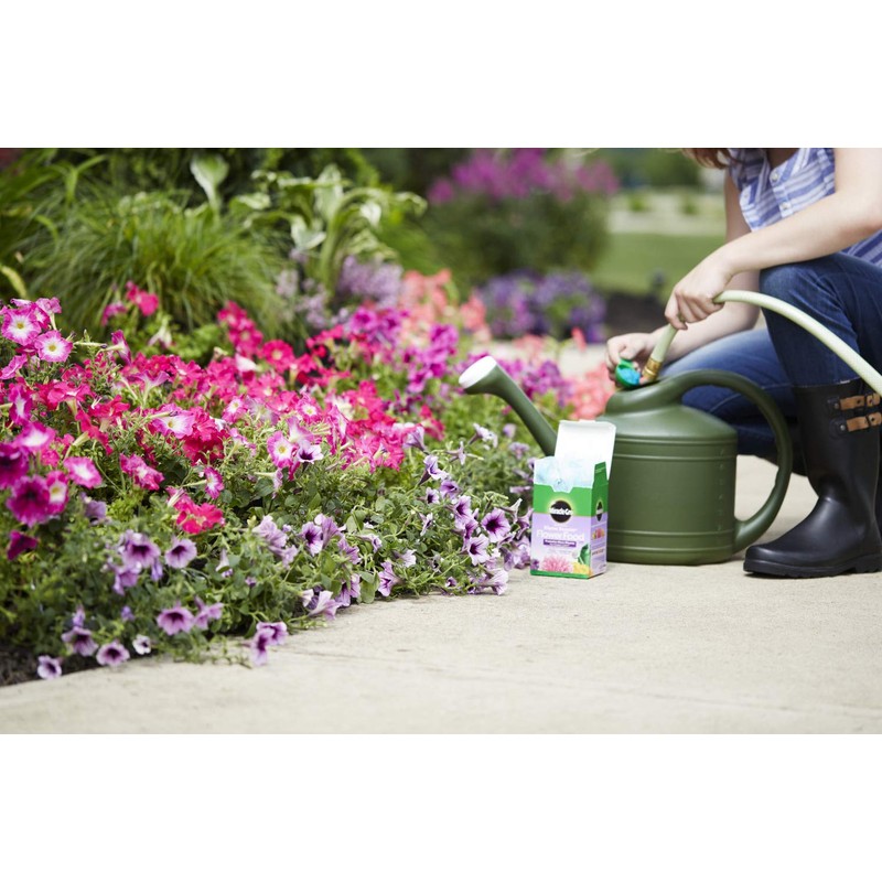 Miracle-Gro Water Soluble Bloom Booster Flower Food