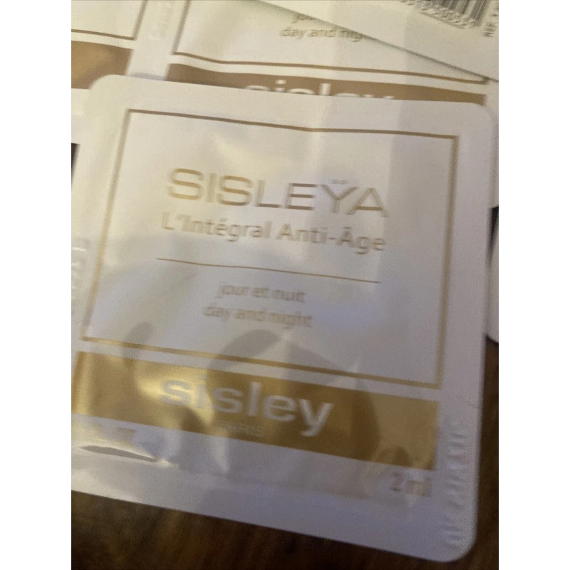 Sisleÿa 12 Sisley Sisleya Anti-Age Day and Night cream 2ml