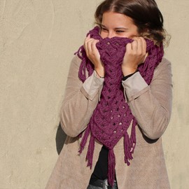 myboshi Ayabe Triangle Scarf Set Including No. 1 Wool, Needle and Instructions for Hats and Scarves, Crochet Pack, 30% Merino Wool, Blackberry with Crochet Hook