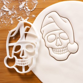 Christmas Skull Cookie Cutter, 1 Piece. Bakerlogy