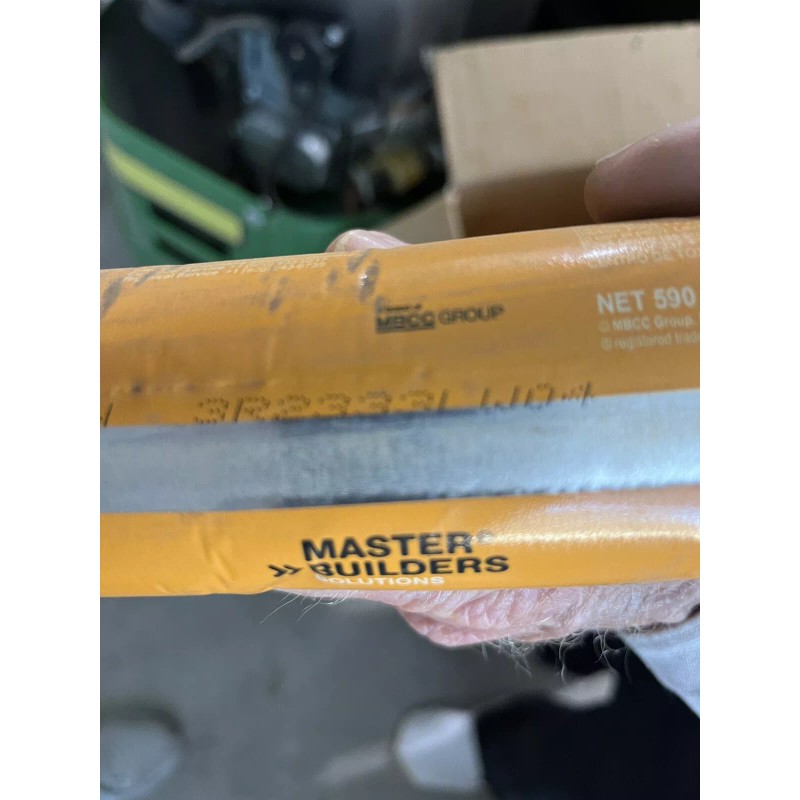 MasterSeal NP 100 20 oz High Performance Hybrid Sealant Sausage