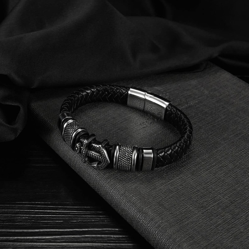 ROAL | Pulsera de piel con acero inóxidable con diseño