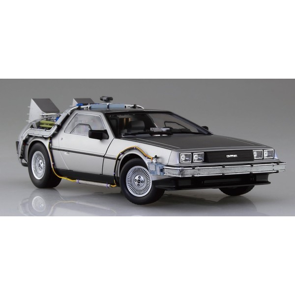 Aoshima Back to The Future Part I: Time Machine 1:24