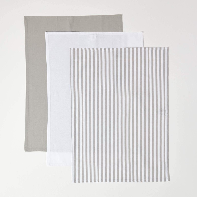 HOMESCAPES - Pure Cotton Tea Towels Set of Three -