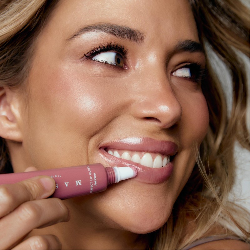 MASQMAI Perfect Lip Gloss Peptide Volumising Lip Gloss Passion Fruit