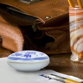 SEWACC Stamp Chinese Yinni Pad Calligraphy Seal Painting Red Ink Paste Blue and White Porcelain Sealing Box for Hanko Name Chop Painting Supplies 2pcs 6.5cm Ink Pad