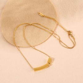 ABISIN Gold Necklace for Women, 18K Gold Plated Dainty Geometry Choker Necklaces Cute Minimalist Quadrate Necklaces Gold Jewelry for Women