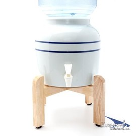 Goldwell Counter Wood Stand - 7.5" Inch Natural Varnish