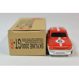 tomika Gulliver Custom 6 Skyline Gt – R Racing KPGC10)