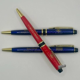 NT 45th PRESIDENT TRUMP SIGNATURE PEN ENAMEL PLATED GOLD TRIM SEAL WHITE HOUSE - Blue White House Pen