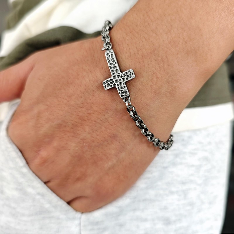 ULLMYYL Stainless Steel Cross Chain Bracelet for Men