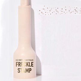 Melemando Freckles Stamp Pen, Pressed Natural-Looking Fake Freckle Pen, Waterproof Long Lasting Quick Dry Matte Finish Fake Freckles Stamp（03 Dark）