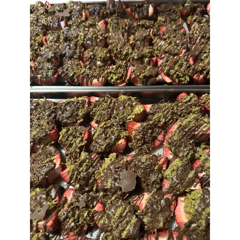 Freeze Dried Dubai Chocolate Covered Strawberries
