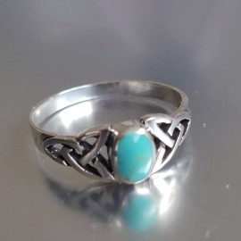 Megical Basket 925 Sterling Silver Celtic Band Ring with Synthetic Turquoise Stone - 9