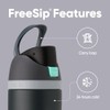 Owala FreeSip Botella de acero inoxidable aislada con popote para