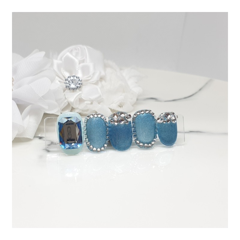 Blue Topaz Handmade Nail Tips - Long Almond / Blue토파즈
