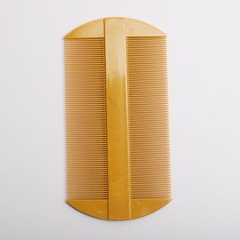 Plastic charm fine-toothed comb basic type hair lice catcher portable nits / 플라스틱 참 머릿니 촘촘한 빗 기본형 머리 이잡는 헤어 휴대용 서캐