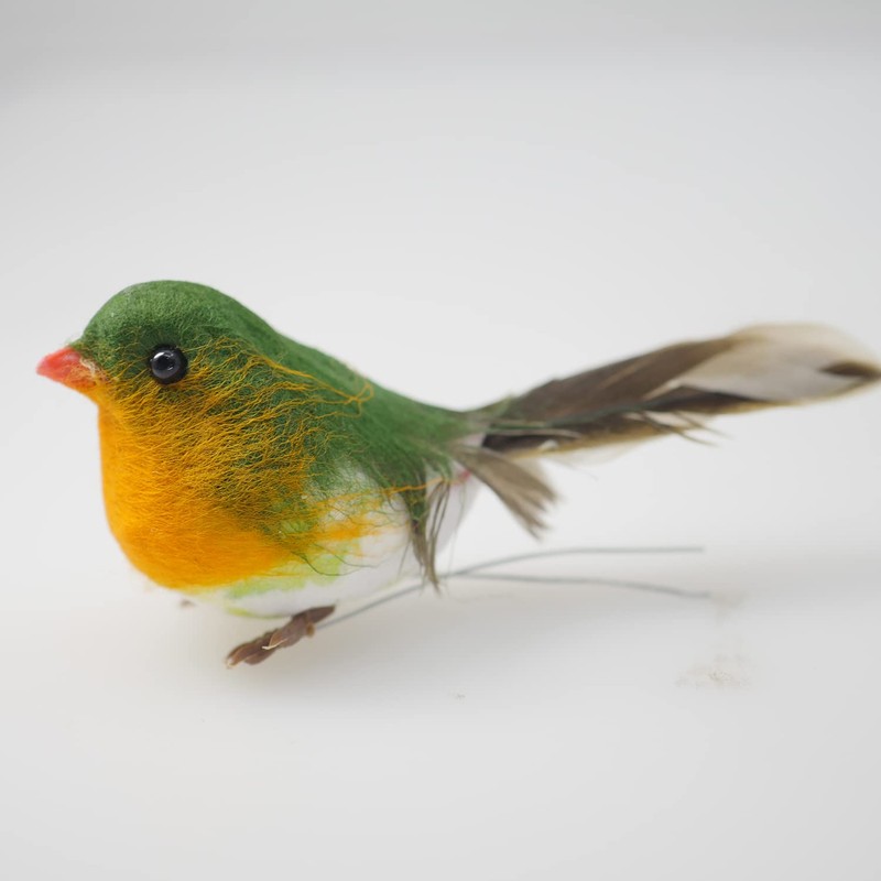 Casoter Handmade Simulated Robin Bird for Home Furnishings, Small Bird