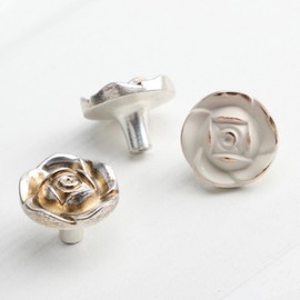 Joyindecor Antique Rose Flower Cabinet Knobs, Vintage Shabby Chic Zinc Alloy Drawer Pull Handles for Dresser Vanity Nightstand Cupboard Wardrobe, 8 Pack (Silver)