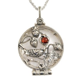 Yusan William Morris Strawberry Thief Garnet Pendant Magnifier Stylish Cute Necklace Chain Magnifier January Birthstone 405p0007-ty, Sterling Silver, Garnet