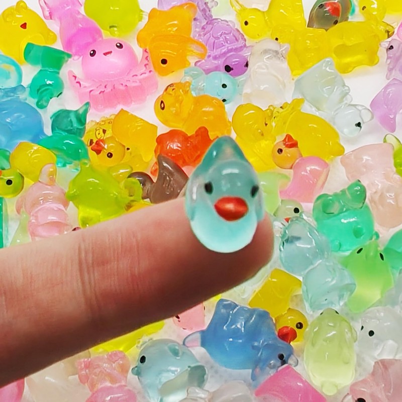 Asphodelia 150 PCS Mini Luminous Resin Animals,Glow Mini Animals for
