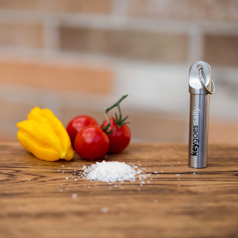 Salt Shaker to go Keychain by KEYGOES | Incl. 2