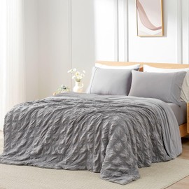 Cozy Bliss Cooling Comforter Full Size Seersucker Plaid, Q-Max 0.4 Reversible Lightweight Cooling Blanket, Breathable Silk Smooth Summer Bedding Quilt for Hot Sleepers Night Sweats Dark Grey